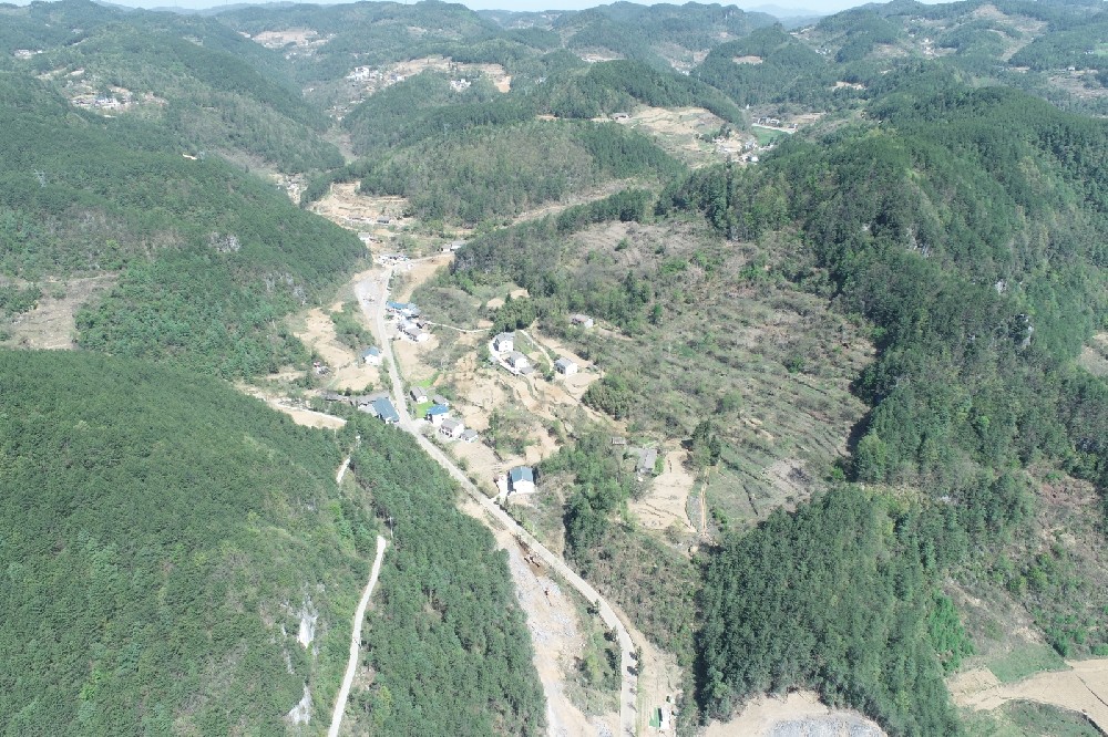 路愈寬，景愈明，可待漫慢行——朝天區(qū)曾家鎮(zhèn)（曾家場鎮(zhèn)至榮樂養(yǎng)生谷）段道路改建工程建設(shè)側(cè)記